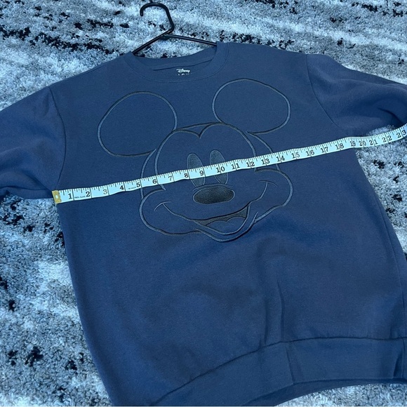 Disney Women’s Gray Embroidered Mickey Mouse Sweatshirt XS - Picture 5 of 6